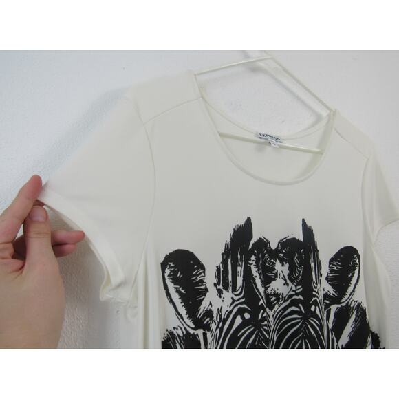 Express Medium White Zebra Print Short Sleeve Top Graphic Tee Rounded Neck - Picture 3 of 4